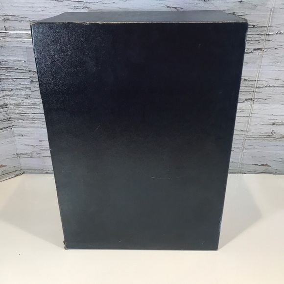 The Compact Edition of the Oxford English Dictionary Volumes I and II 1971 - Picture 11 of 12